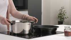 Кастрюля с крышкой Tefal Simpleo 4.8л 24см B9054674
