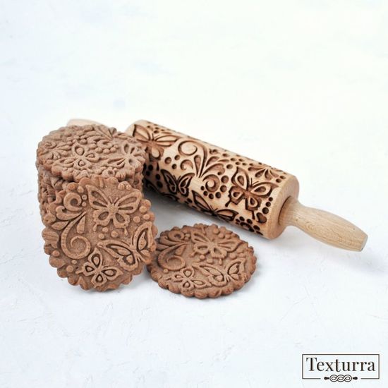 Малая скалка с узором Бабочки-красавицы