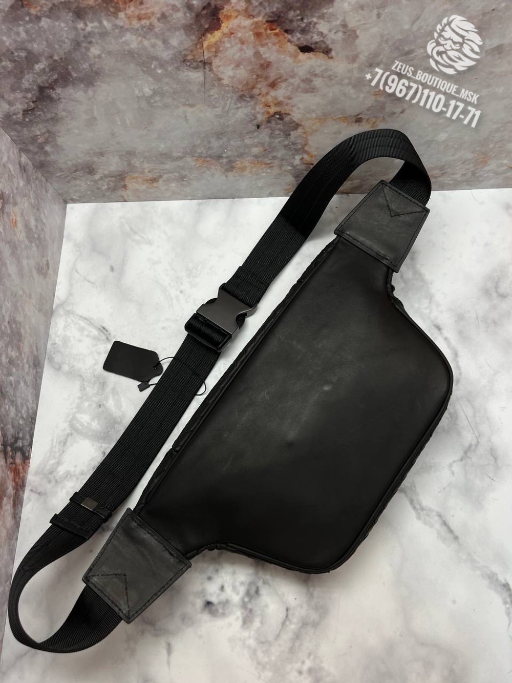 Нагрудная-поясная сумка Bottega Veneta