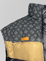 Жилетка объемная комбинированная с кулиской внизу