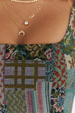 Корсет из гобелена