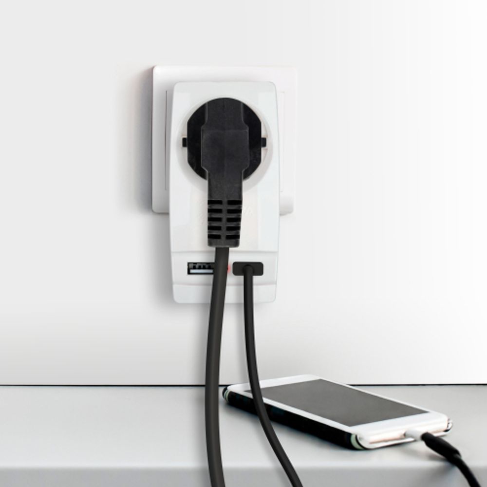 Разветвитель электрический ЭРА SP-1e-USB-W на 1 розетку + 2 USB с заземлением 16А белый | Тройники