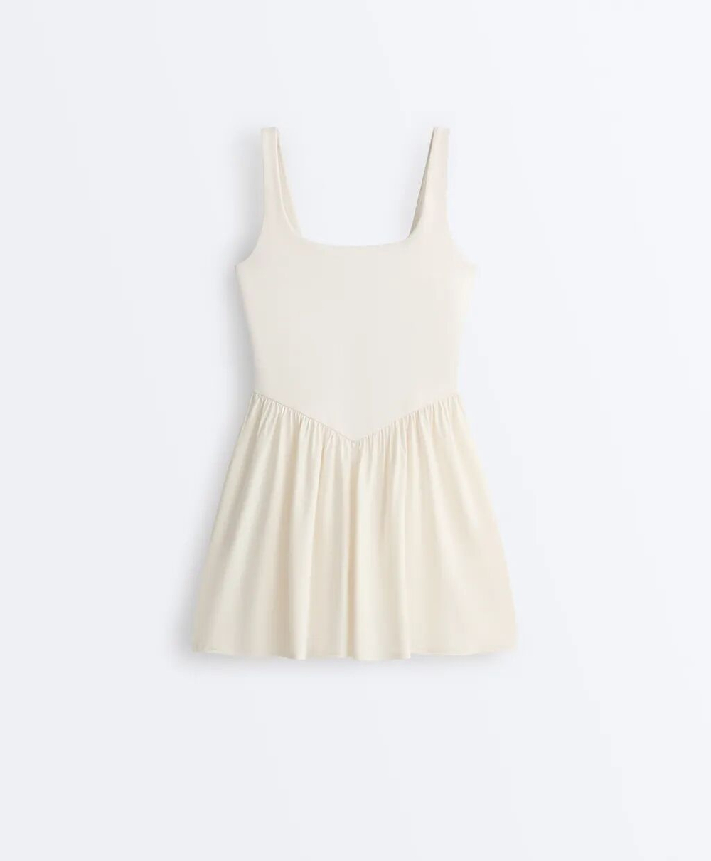 Короткое платье Comfortlux - OYSHO
