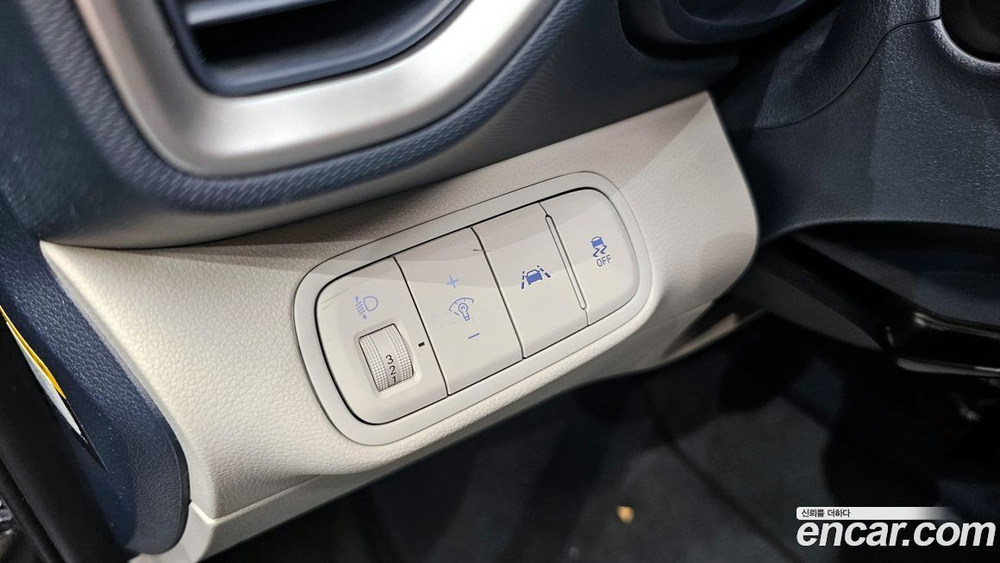 Hyundai Venue 1.6 Modern (06.2020)