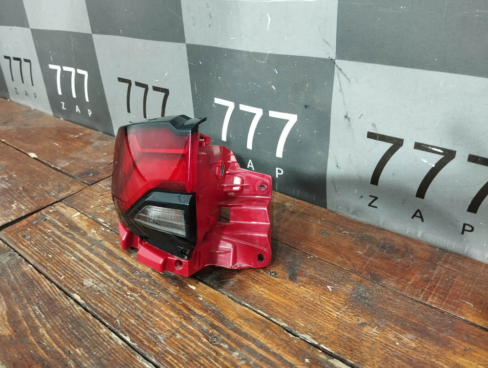 Фонарь задний левый Changan CS35PLUS 21-нв Б/У Оригинал 4133010BQ10AB