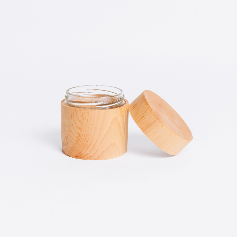 Герметичный контейнер (баночка) с крышкой из сибирского кедра. K57