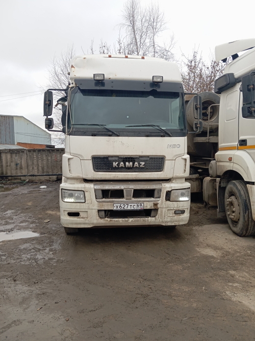 КамАЗ 5490 4x2 Седельный тягач 5490-DC (Дизель/Газ, 12,0 л, 401 л.с., МТ)