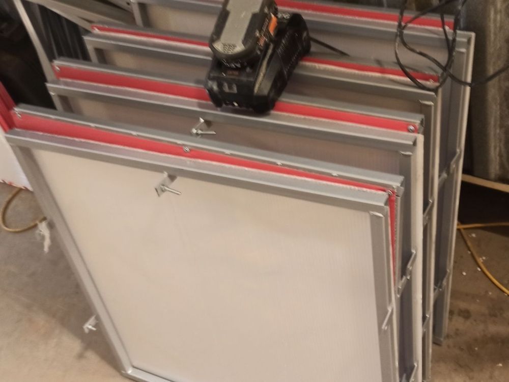 Декоративное ограждение для уличной елки