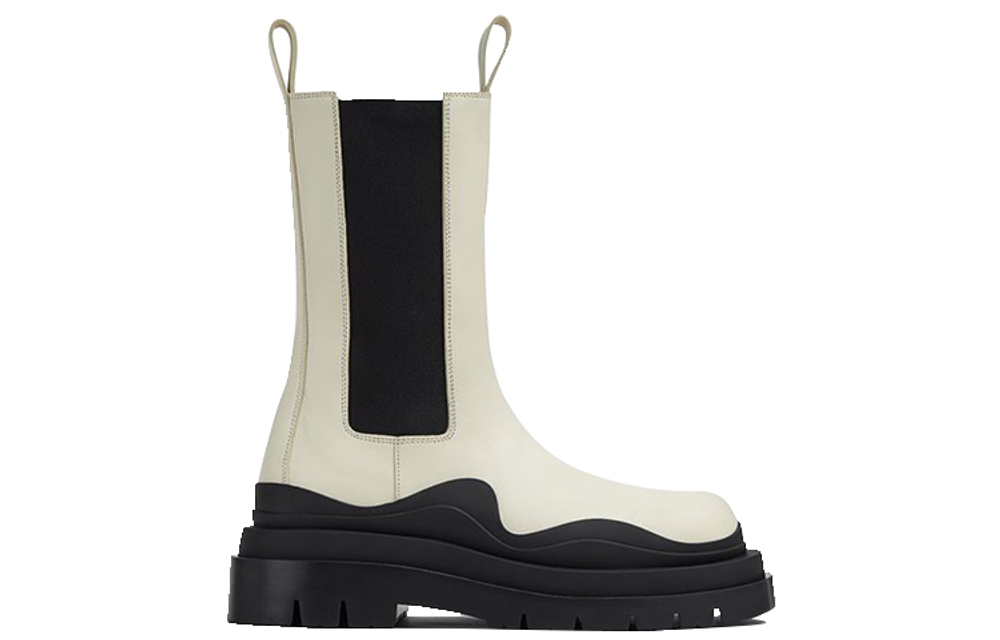 Bottega Veneta Tire Chelsea Leather Crew Chelsea Boots 5.5cm Women"s White