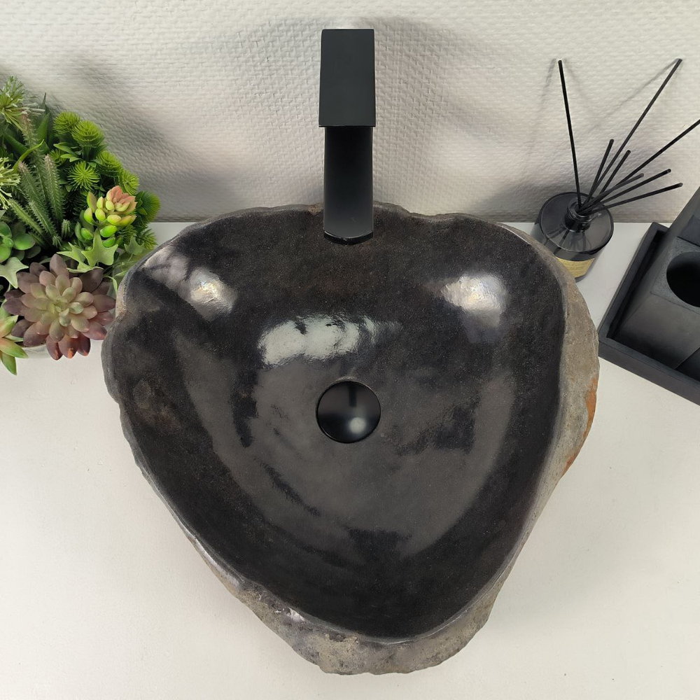 Раковина из речного камня RS-64897 47*43*14 0861
