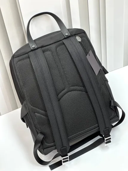 Текстильный рюкзак Prada