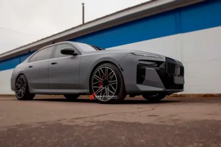 Карбон керамические тормоза для BMW 7 серий G70 2022+ БМВ