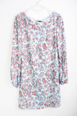 Платье Oodji с красивым принтом, маркировка 34, визуально на 40 размер