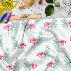 Ткань флис бледно-розовые гвоздики на белом фоне