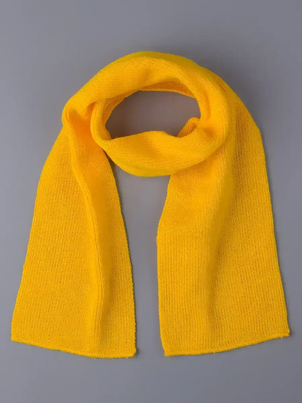 Шарф зимний вязаный с помпонами для детей