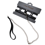 Черно-белый кожаный ошейник с поводком-цепочкой (Цвет: черный с белым)