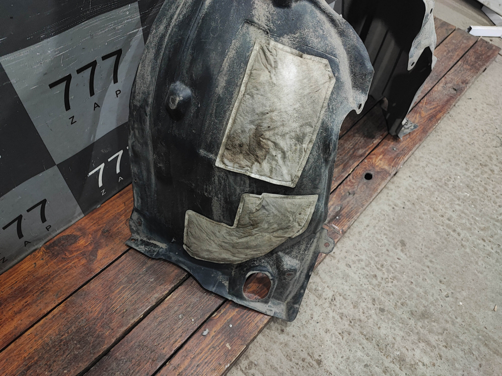 Подкрылок передний левый Toyota Camry (XV70) 17-нв Б/У Оригинал 5380633080