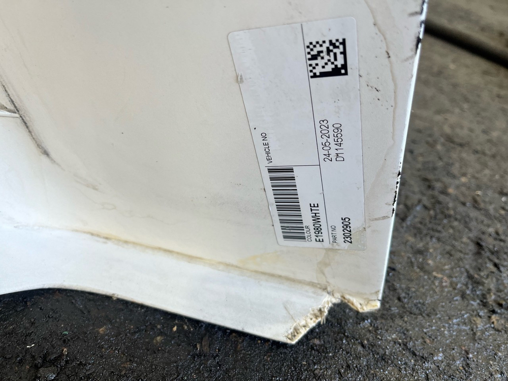 Спойлер кабины верхний 2023 г.