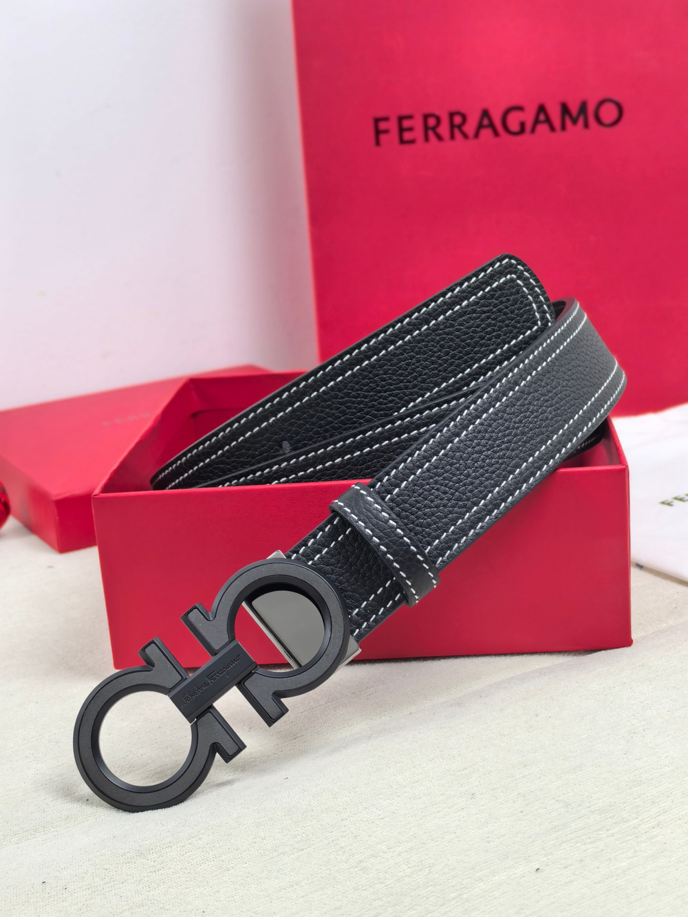 Ремень из зернистой телячьей кожи