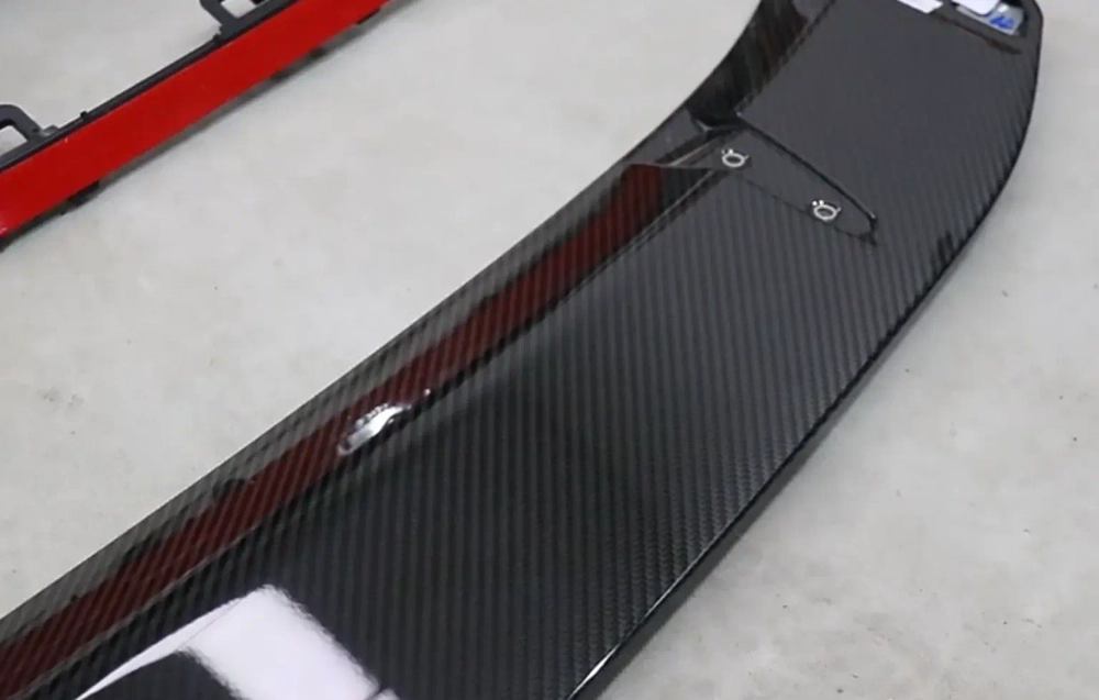 Карбоновый обвес для Bentley Bentayga Рестайлинг 2020+ Бентли Бентайга