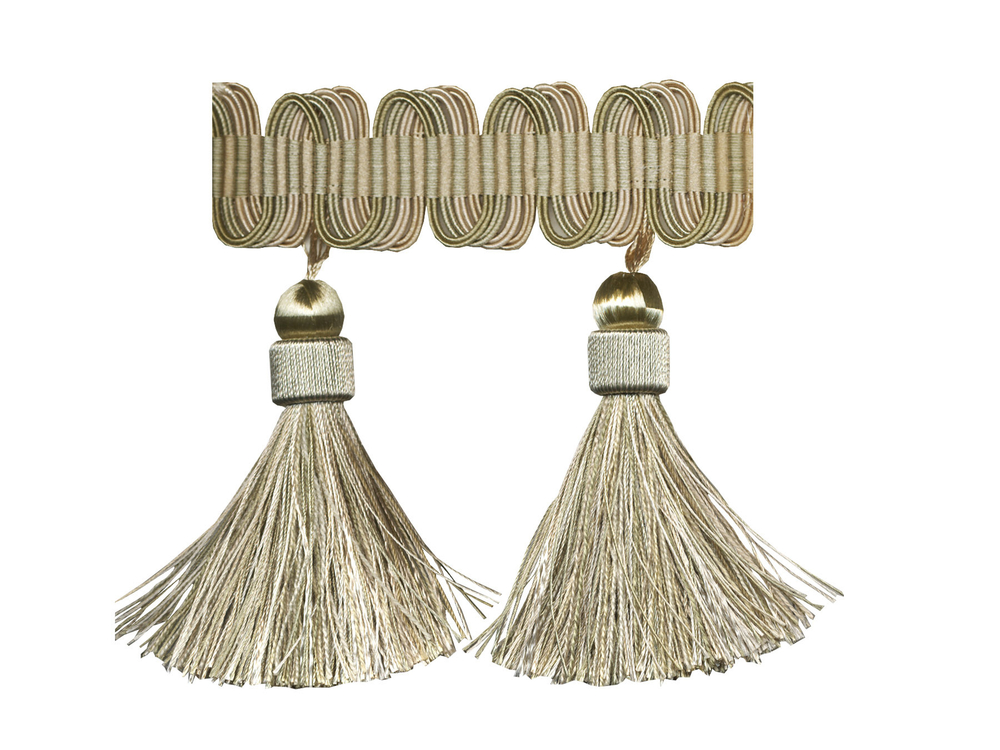 10017/25 Бахрома с шариками и кисточками