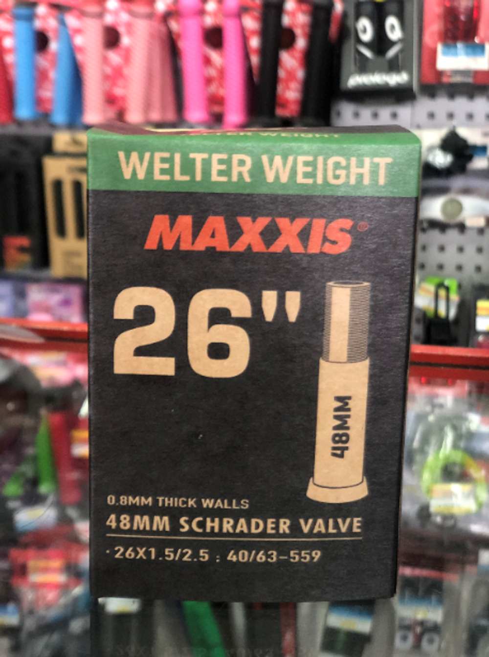 Камера MAXXIS WELTER WEIGHT 26X1.5/2.5 (40/63-559) 0.8 LSV48 (B-C) EIB00137100