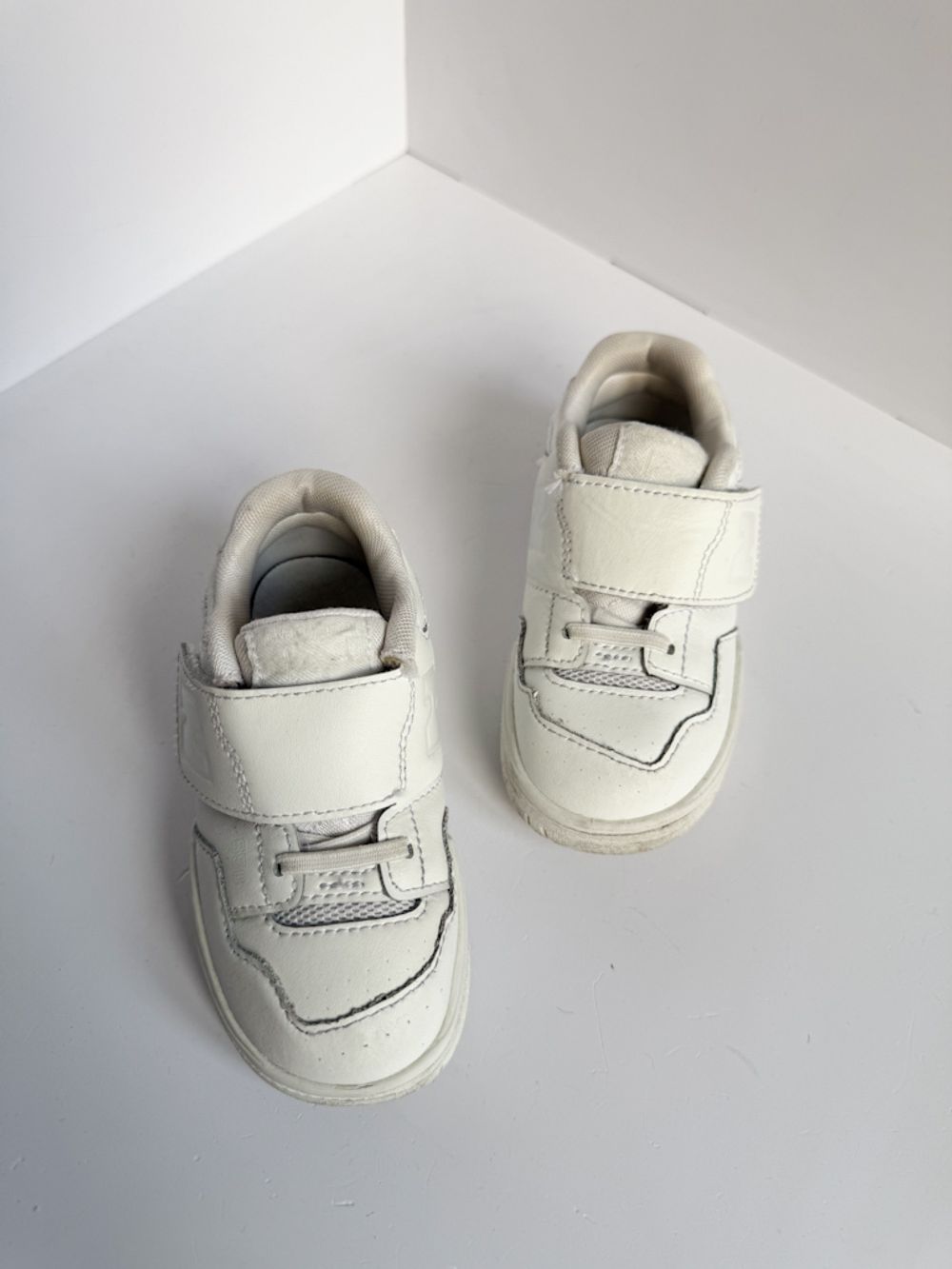 Комбинированные кроссовки New Balance, 25