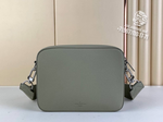 Сумка через плечо/мессенджер Louis Vuitton Fastline