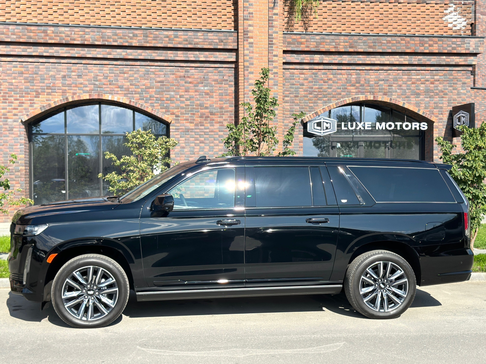 Cadillac Escalade ESV, 2023