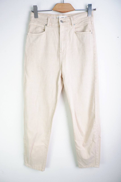 Джинсы Mango светлого оттенка, маркировка 36, визуально на 42 размер