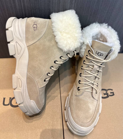 UGG