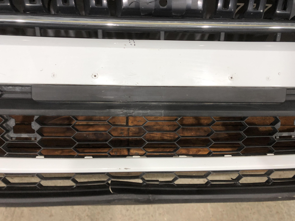 Бампер передний Skoda Kodiaq 16-22 Б/У Оригинал 562807221