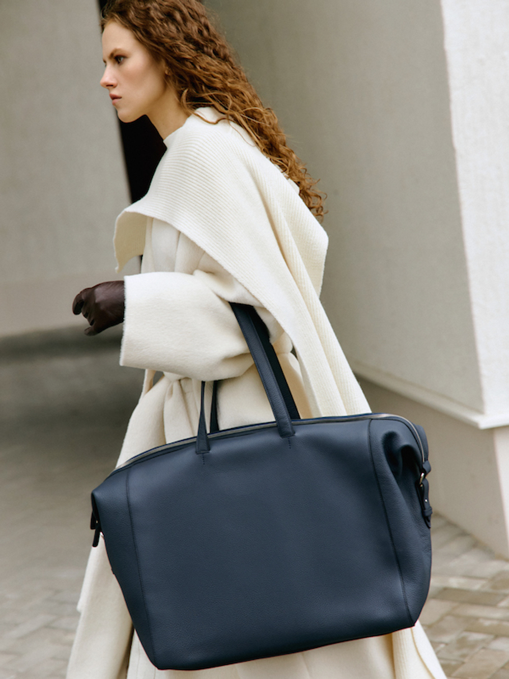 Сумка TOWER M темно-синего цвета флотер