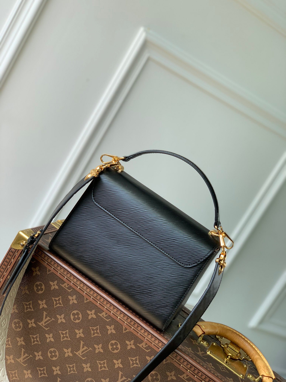 Louis Vuitton Twist MM