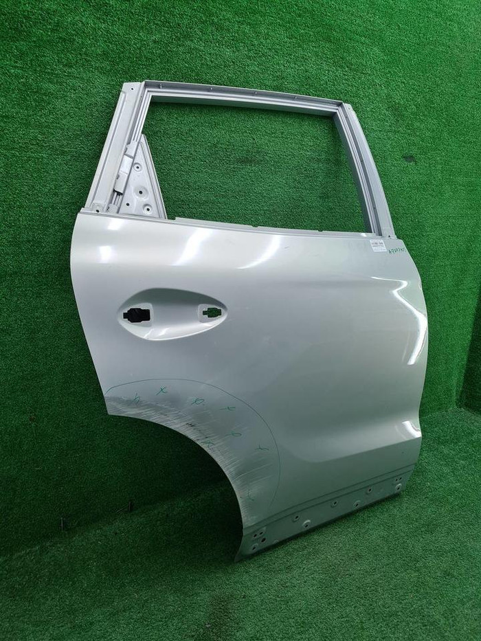 Дверь задняя правая Hongqi HS5 (2019-н.в.)