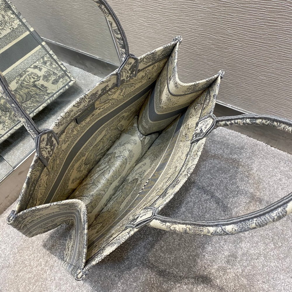 Christian Dior Book Tote 36 cm