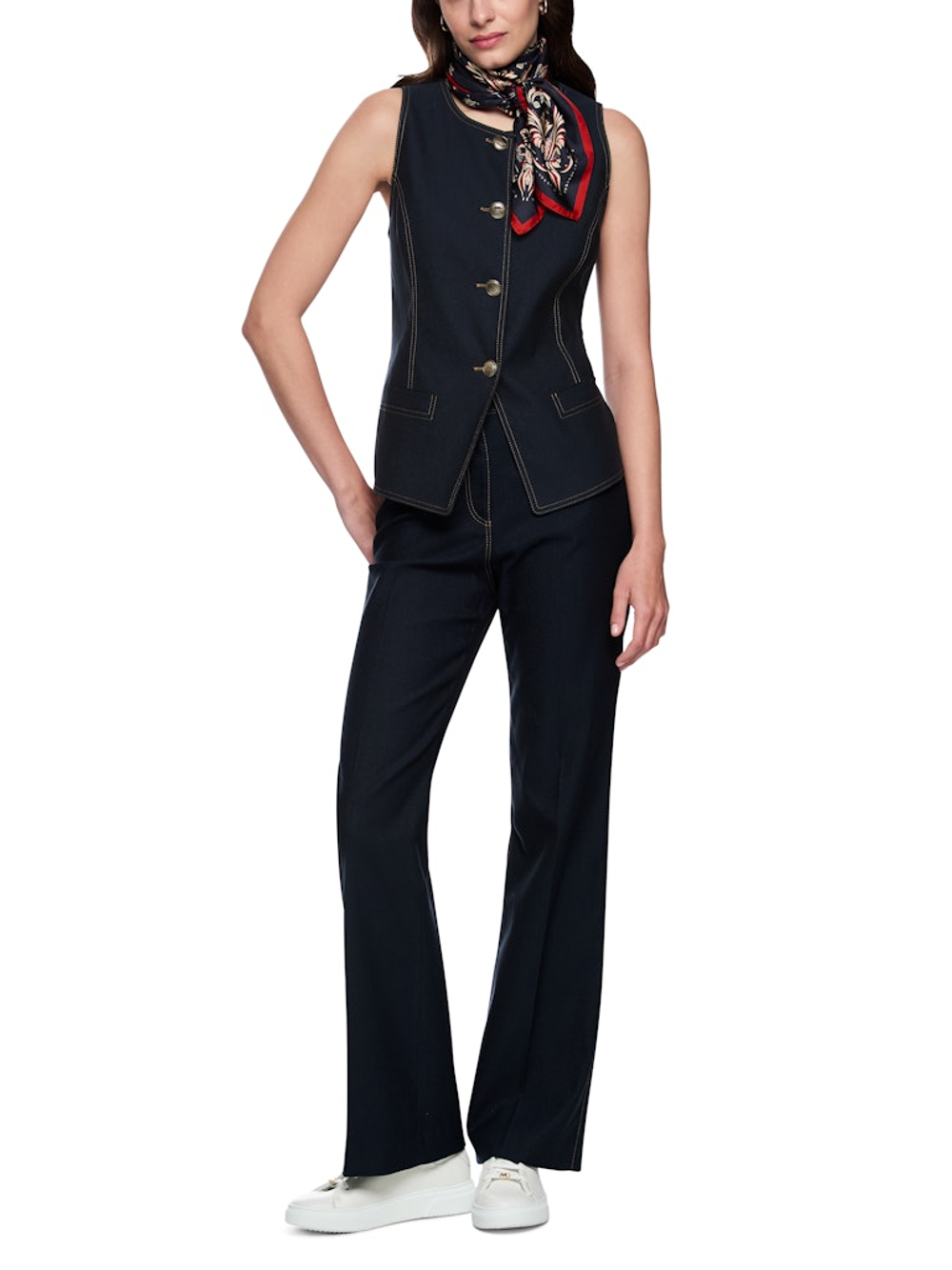 Marc-Cain-Co_FrühjahrSommer-2026_394_AC-37.01-W05_2