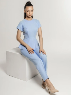 Блузка медицинская с баской голубая стрейч