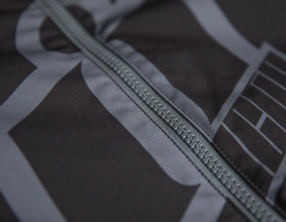 Merc Crusader / Черный