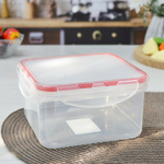 Контейнер для продуктов 1,2л квадратный с защелками "Modena" (бесцветный)