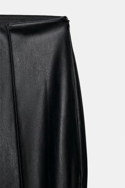 ZARA ЛЕГИНСЫ MINI FLARE ИЗ ИСКУССТВЕННОЙ КОЖИ, ЧЕРНЫЙ