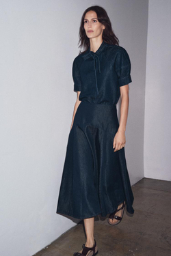 ZARA ДЖИНСОВАЯ РУБАШКА С ЗАВЯЗКАМИ — ZW COLLECTION, СИНИЙ