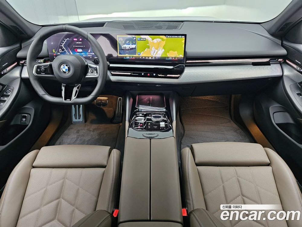 BMW 5 Series (G60) 523d M Sports (02.2024)