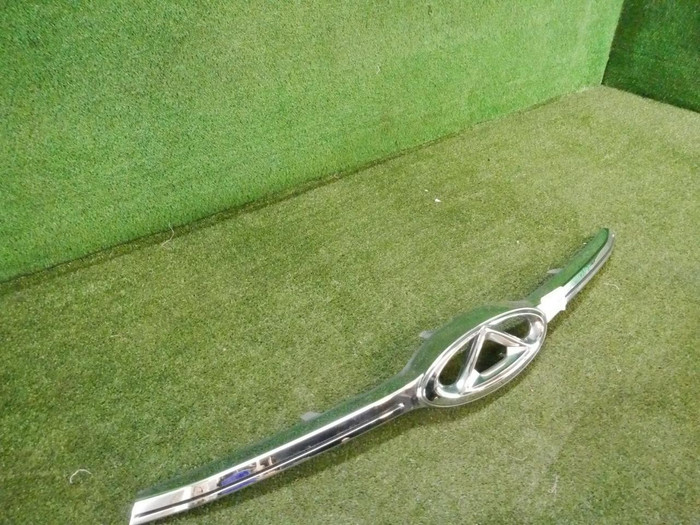 Накладка решетки радиатора Chery Tiggo 4 (18-23)