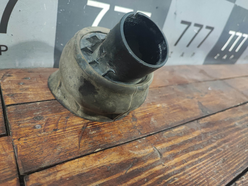 Пыльник рулевой рейки Haval F7 1 19-24 Б/У Оригинал 7069040922