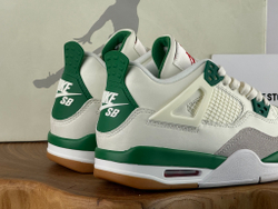 Nike SB x Air Jordan 4 SP Pine Green