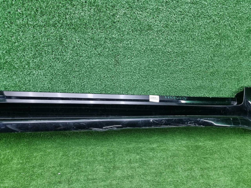 Накладка порога правая Toyota Land Cruiser 300 (2021-н.в.)