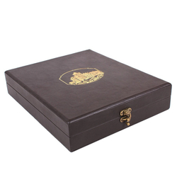 "Памятники Москвы" Книга в кожаном переплете