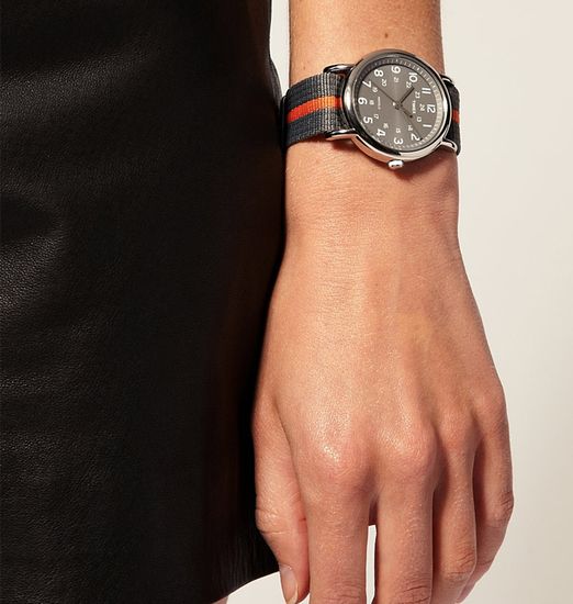 Наручные часы Timex T2N649