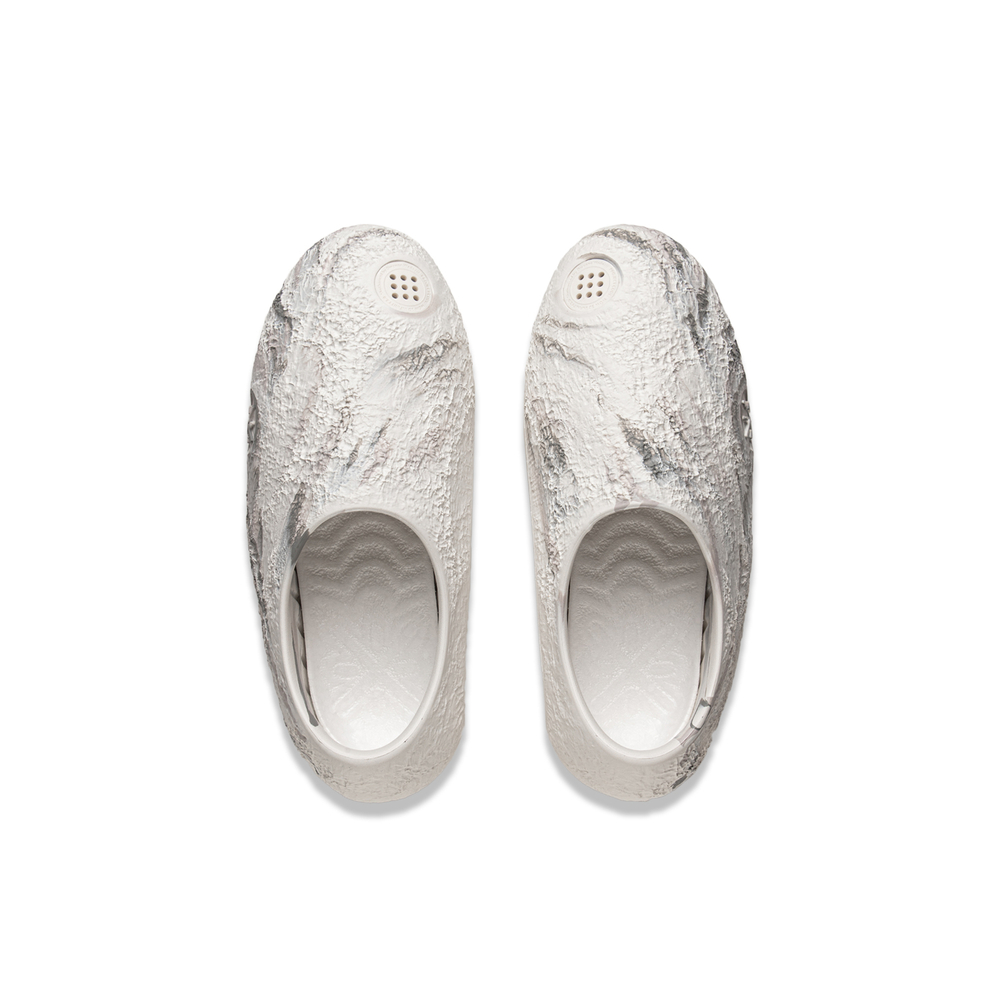 Li-Ning Wade Lunar Rock